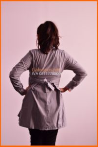 Seragam Kantor Pos Indonesia Hari Senin Untuk Ibu Hamil Belakang